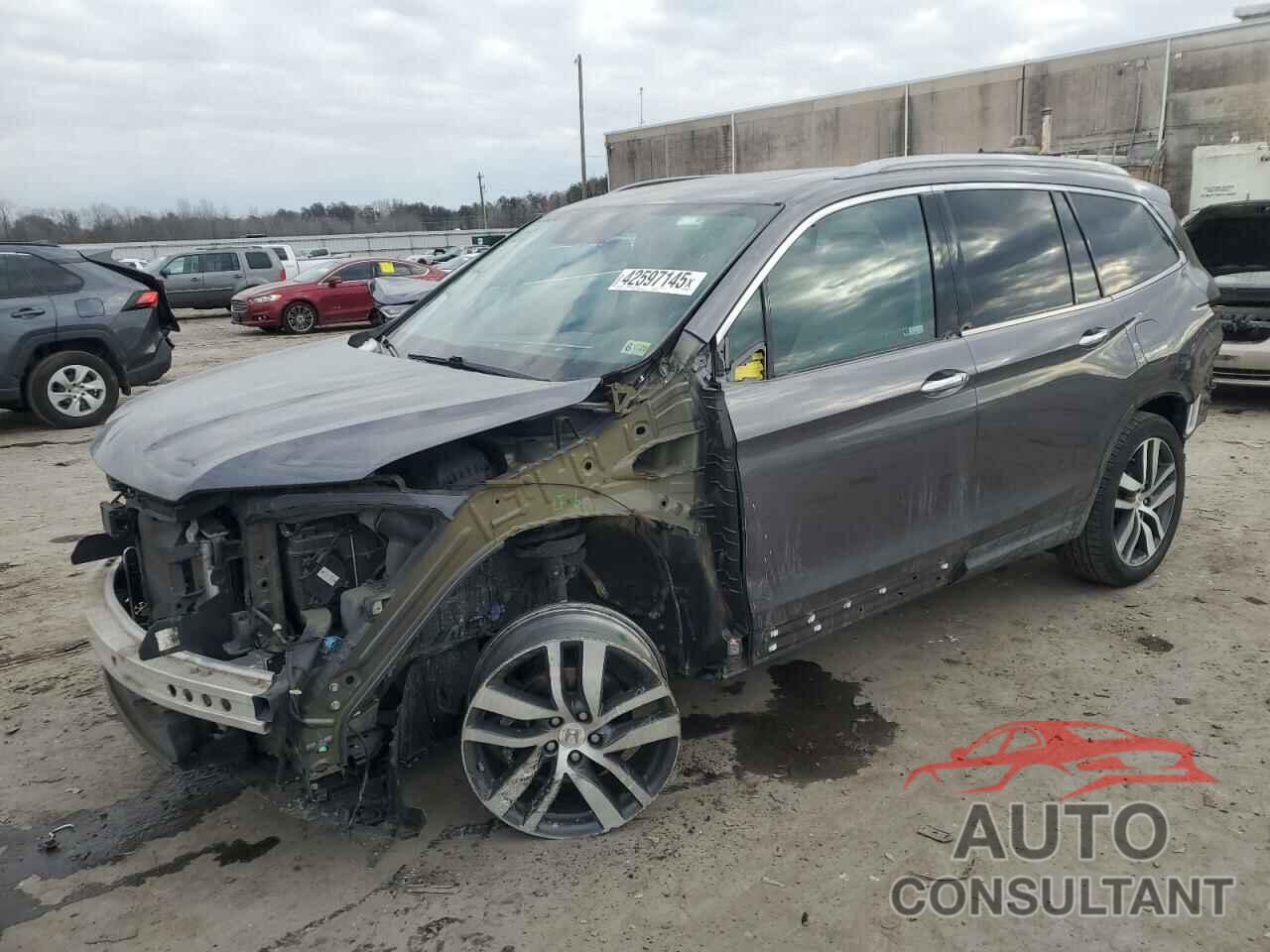 HONDA PILOT 2017 - 5FNYF6H96HB099847