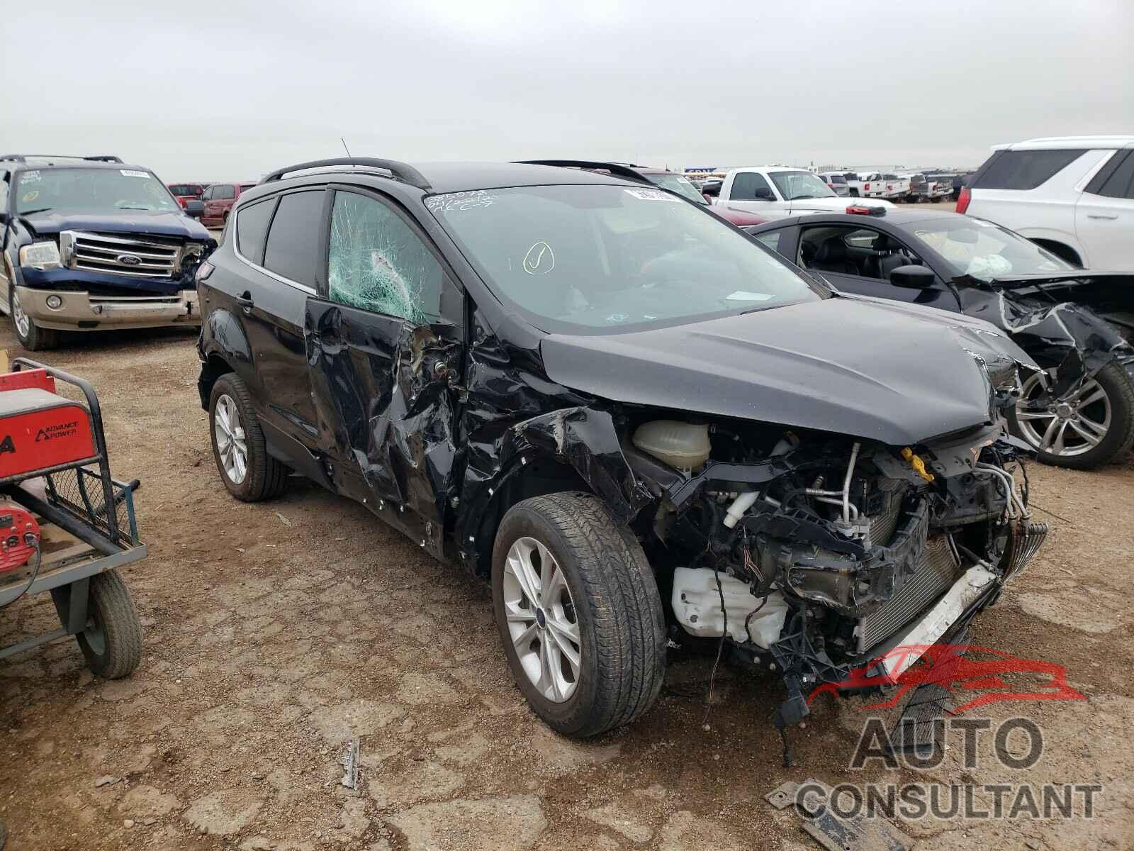 FORD ESCAPE 2017 - 1FMCU0GD5HUC55060