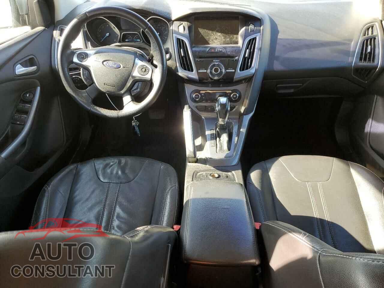 FORD FOCUS 2013 - 1FADP3J26DL207548