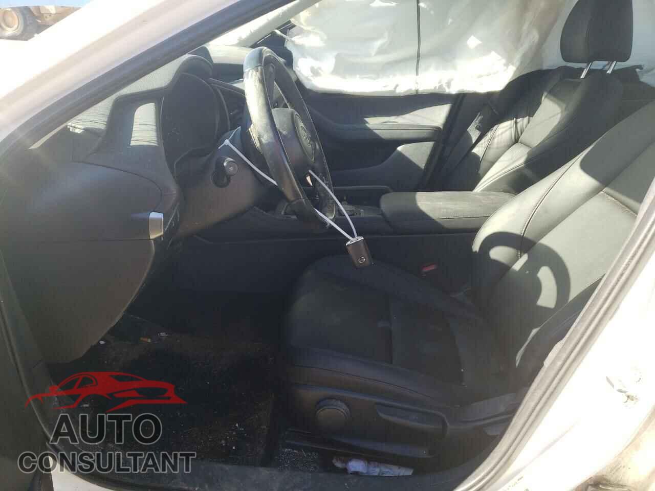 MAZDA 3 2021 - JM1BPBBL6M1341765