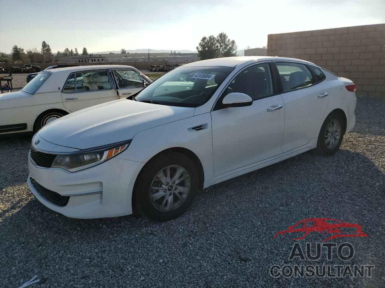 KIA OPTIMA 2017 - 5XXGT4L31HG128423