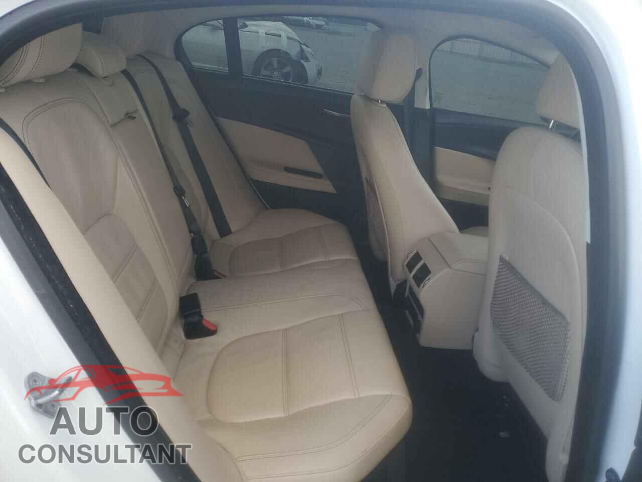 JAGUAR XE 2017 - SAJAK4BN6HA953043