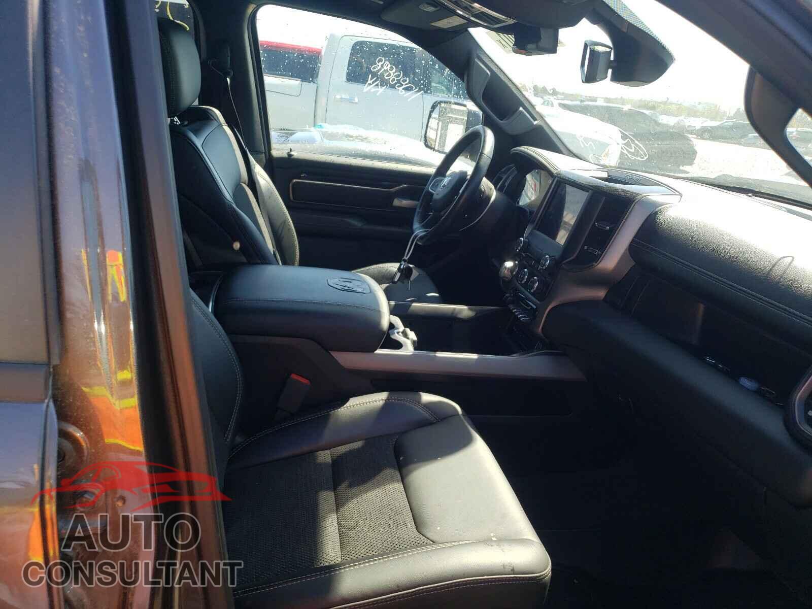 RAM 1500 2019 - 1C6SRFLT9KN868597