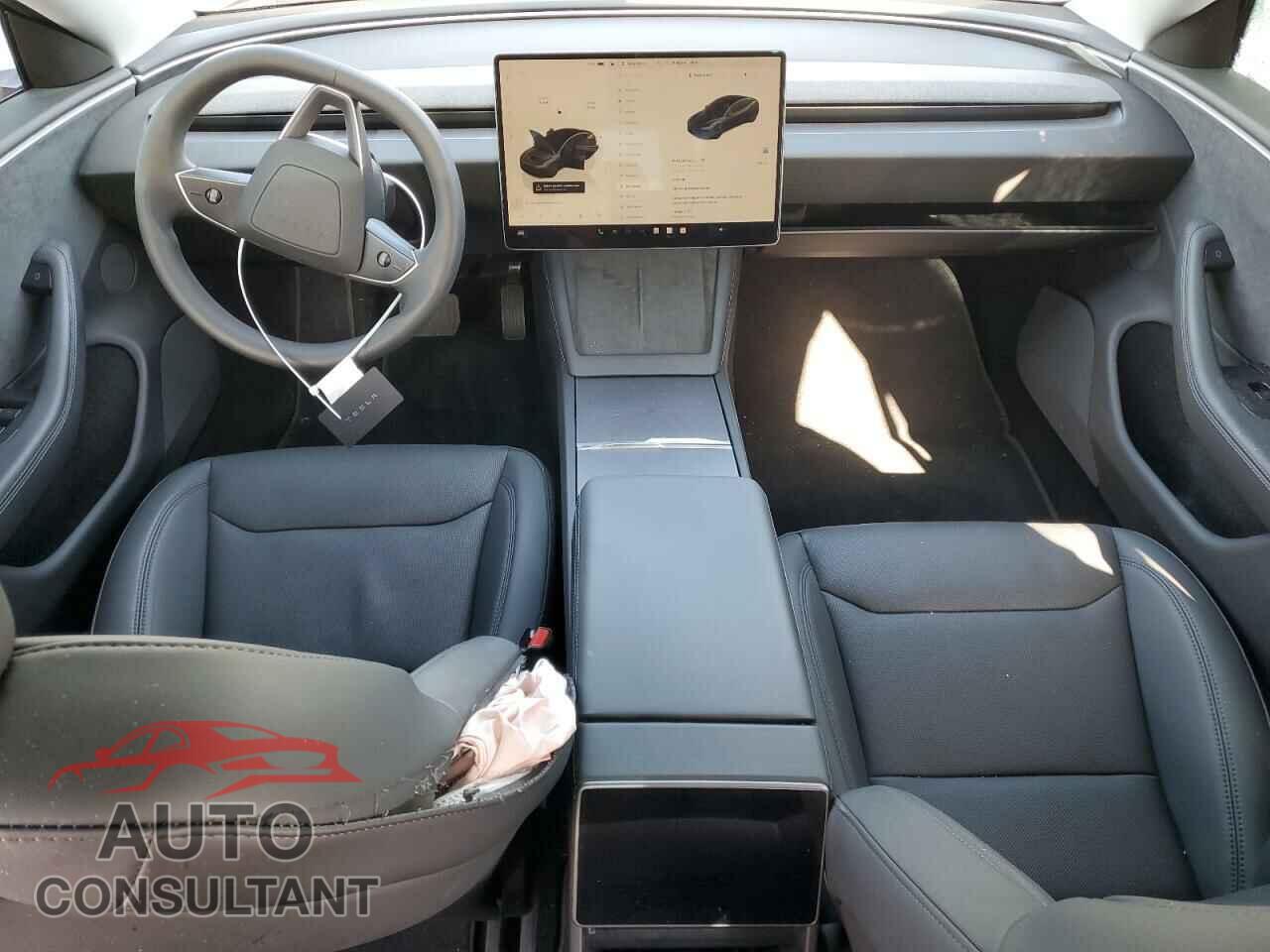 TESLA MODEL 3 2024 - 5YJ3E1EB6RF794290