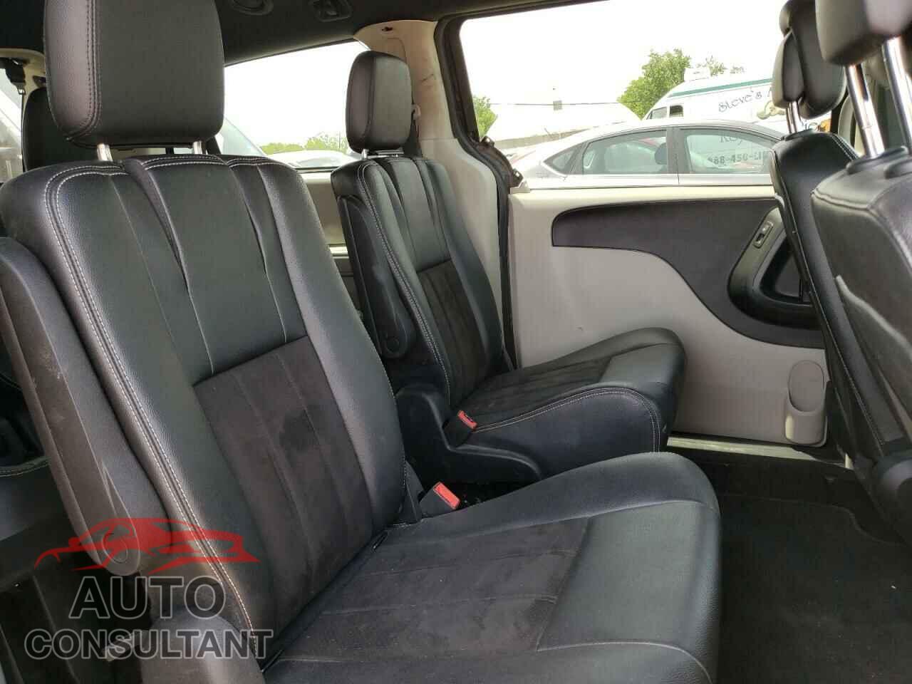 DODGE GRAND CARA 2019 - 2C4RDGCG4KR553658