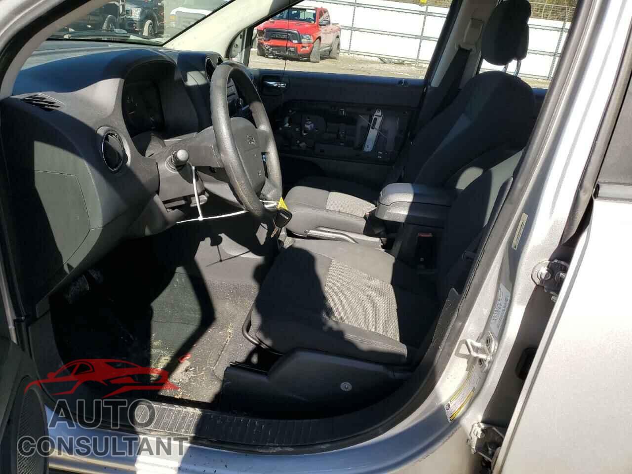 JEEP COMPASS 2010 - 1J4NF4FB3AD649655