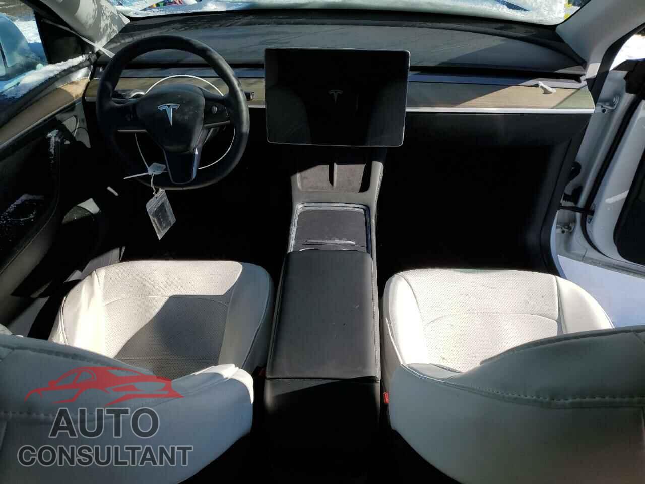TESLA MODEL Y 2023 - LRWYGDFD2PC939804