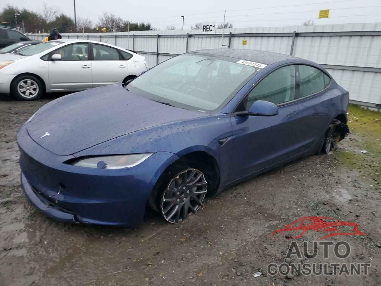 TESLA MODEL 3 2025 - 5YJ3E1EA3SF927360
