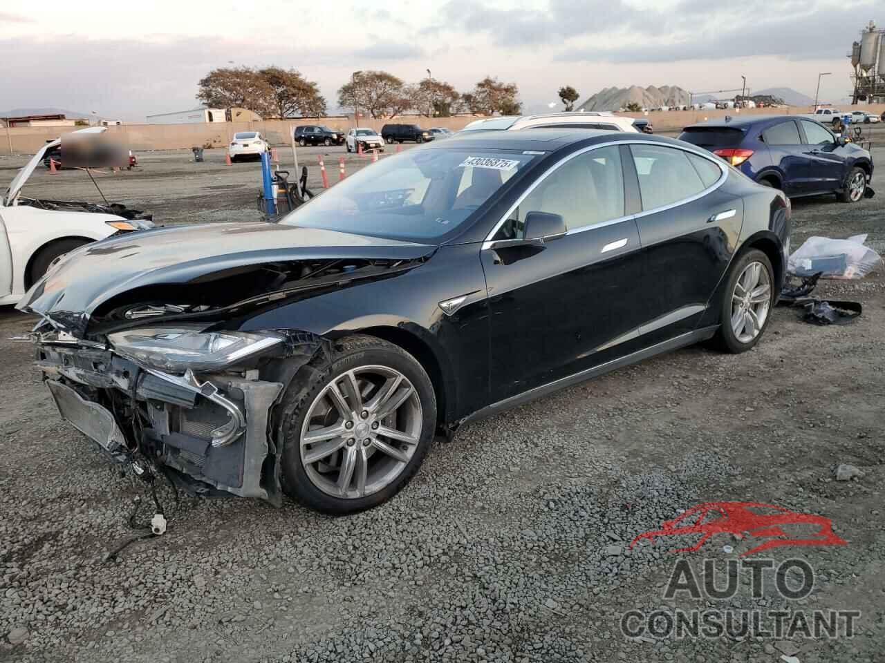 TESLA MODEL S 2015 - 5YJSA1E11FF113463