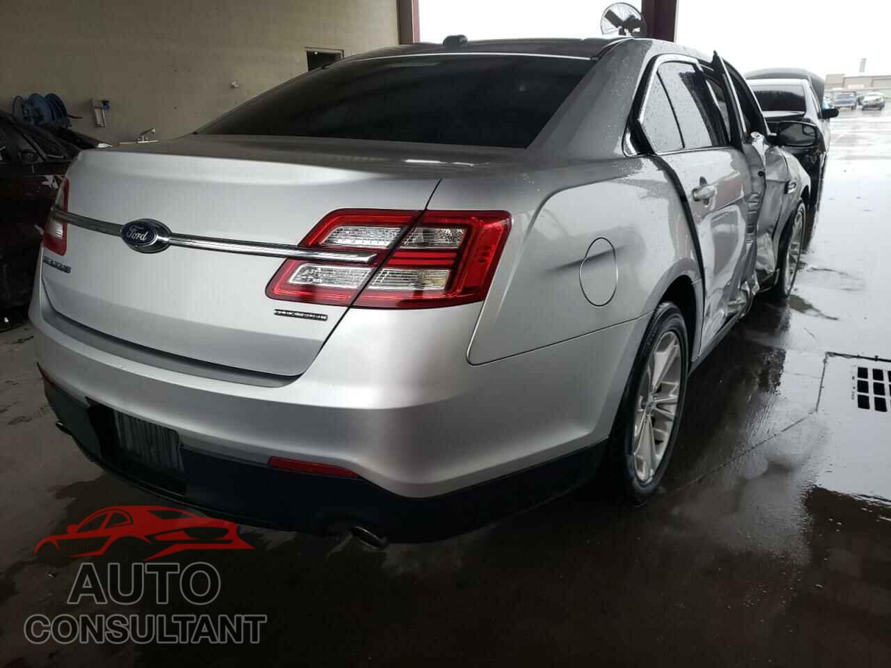 FORD TAURUS 2017 - 1FAHP2D80HG123333