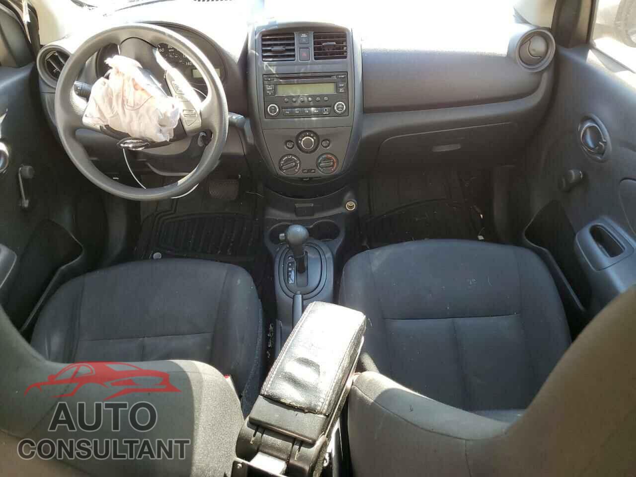 NISSAN VERSA 2017 - 3N1CN7AP3HL829228