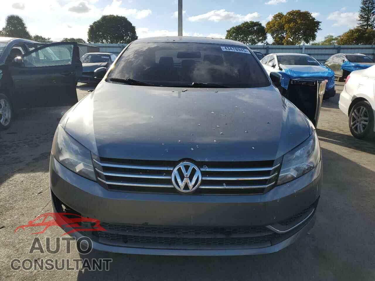 VOLKSWAGEN PASSAT 2012 - 1VWAP7A30CC107633