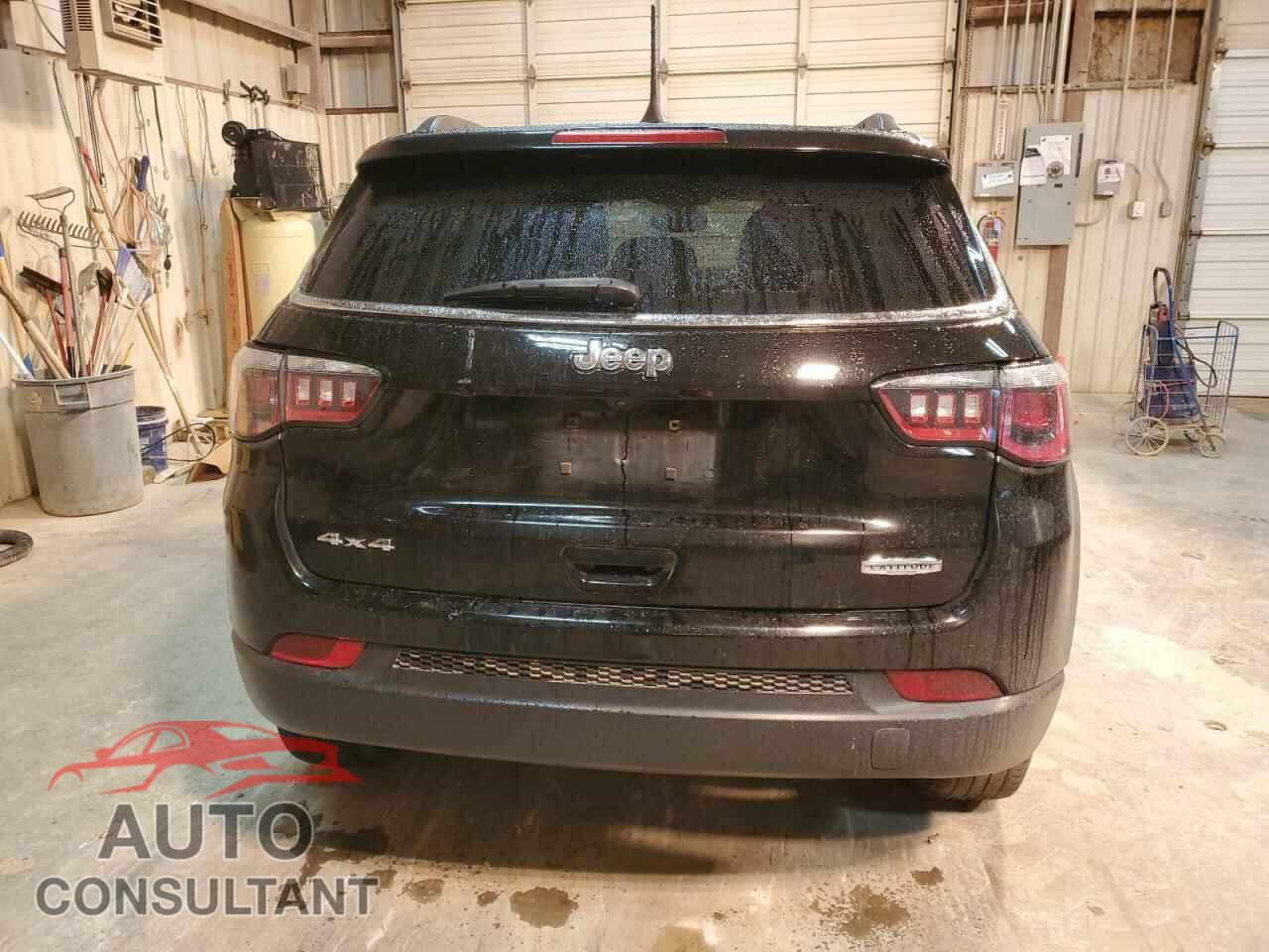JEEP COMPASS 2017 - 3C4NJDBB6HT651284
