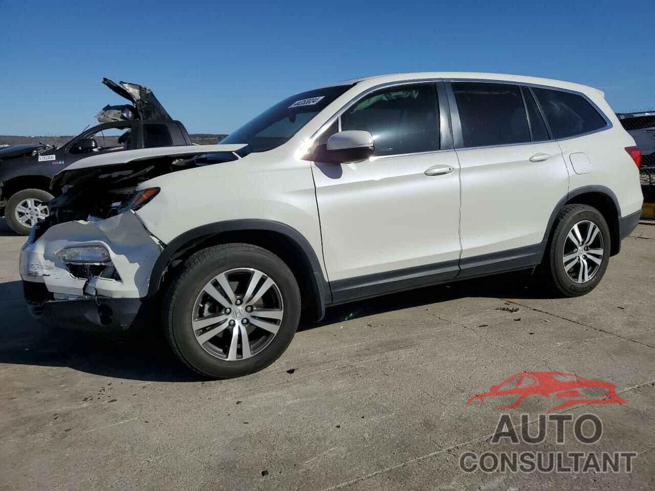 HONDA PILOT 2016 - 5FNYF5H82GB036129