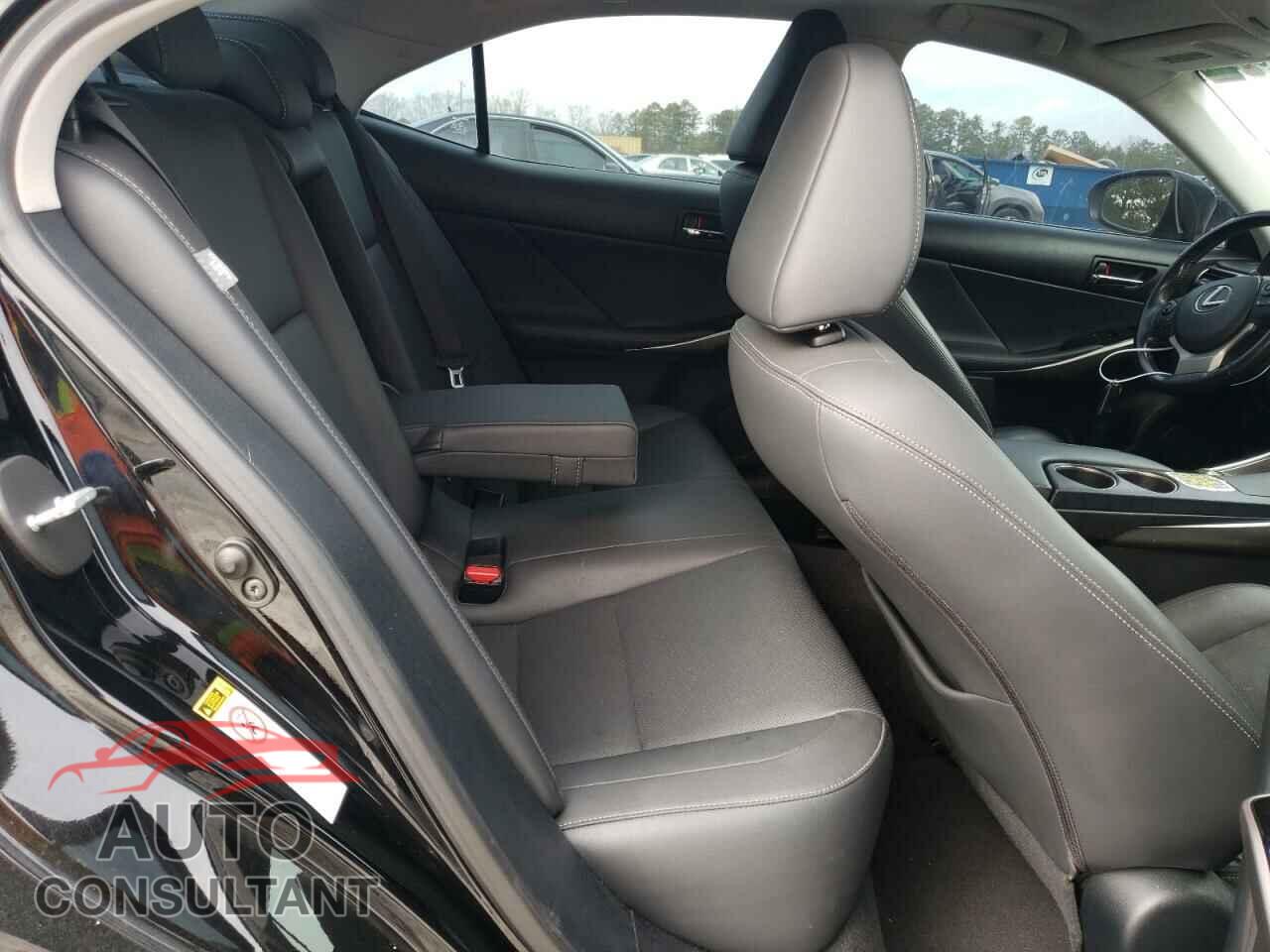 LEXUS IS 2015 - JTHBF1D28F5075189