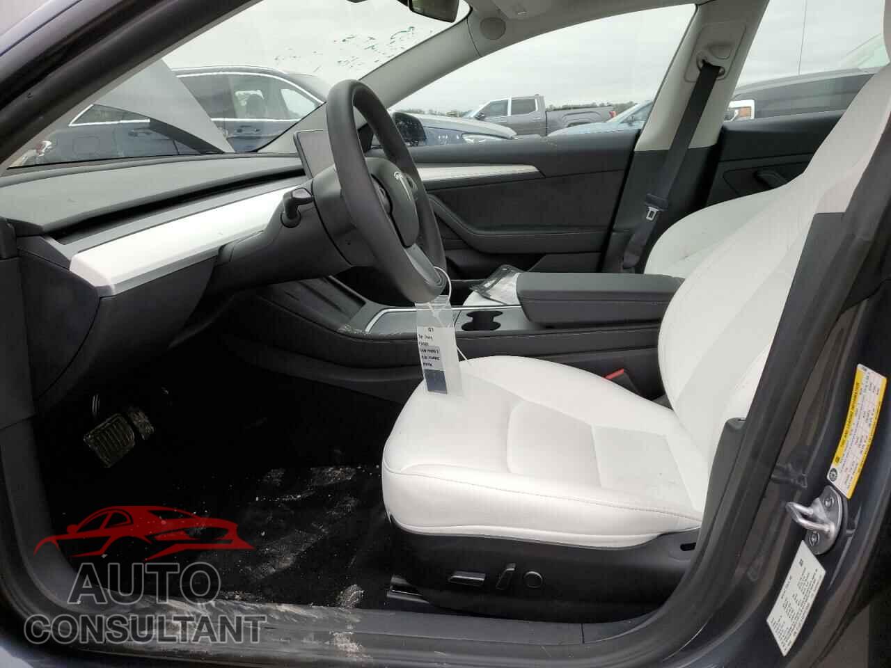 TESLA MODEL 3 2023 - 5YJ3E1EAXPF670589