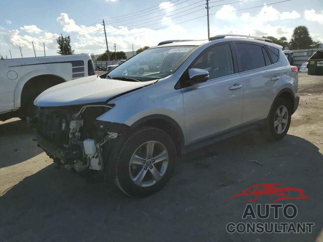 TOYOTA RAV4 2015 - JTMWFREV1FJ034856