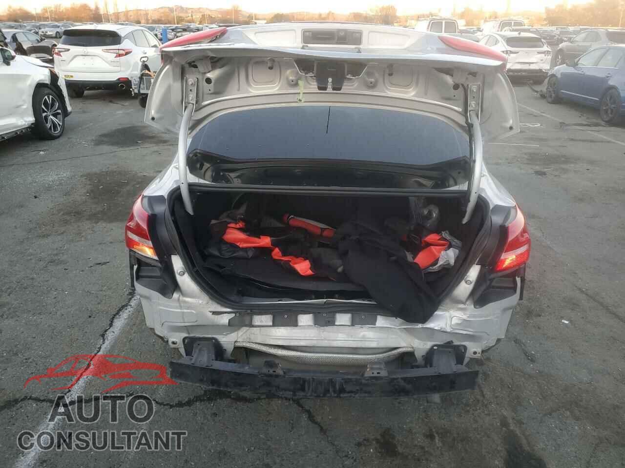 FORD FOCUS 2016 - 1FADP3E27GL254831