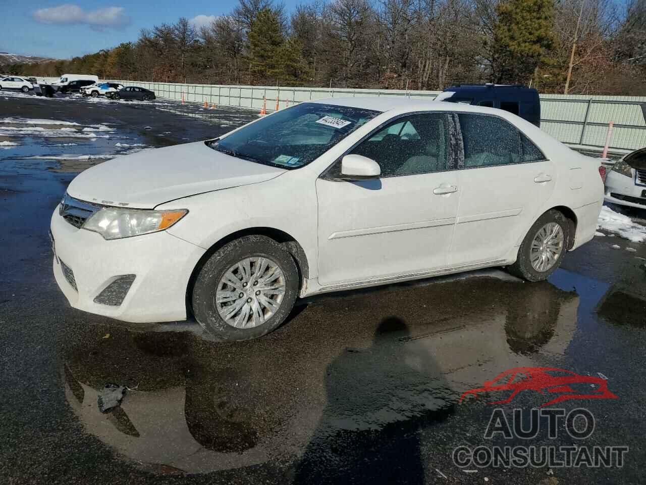 TOYOTA CAMRY 2014 - 4T4BF1FK6ER400880
