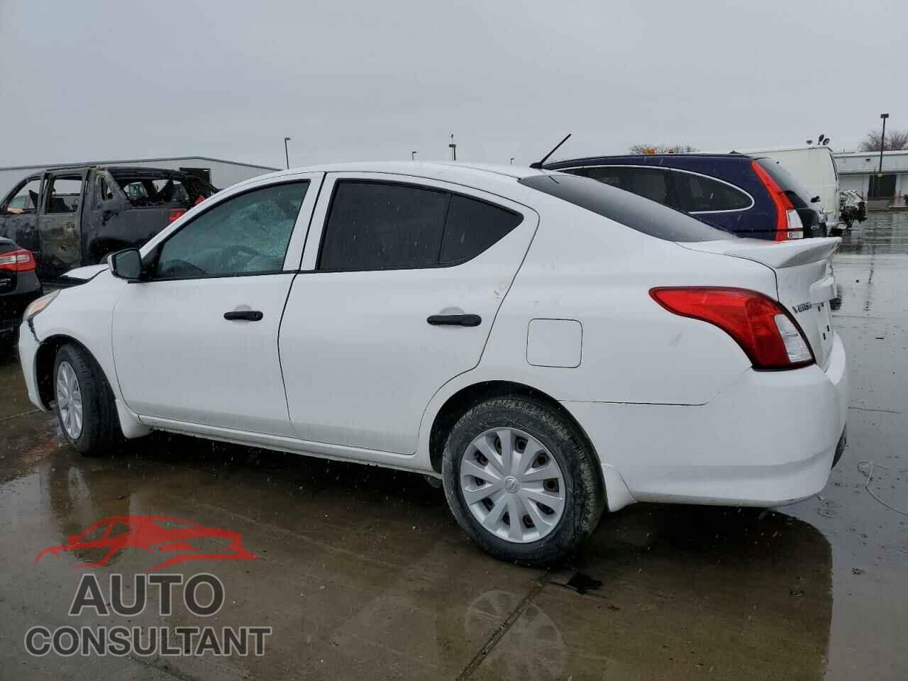NISSAN VERSA 2017 - 3N1CN7AP8HL824364
