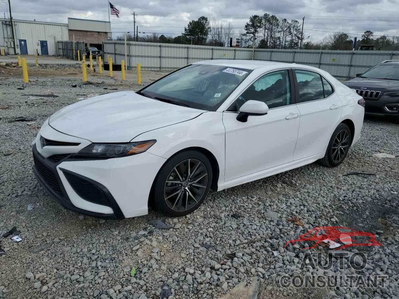 TOYOTA CAMRY 2021 - 4T1G11AK8MU543060
