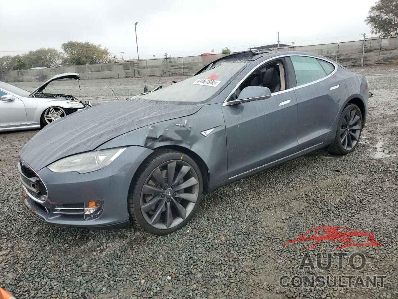 TESLA MODEL S 2012 - 5YJSA1CPXCFP01610