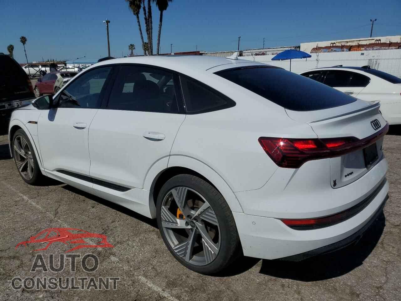 AUDI E-TRON 2022 - WA13AAGE2NB036392