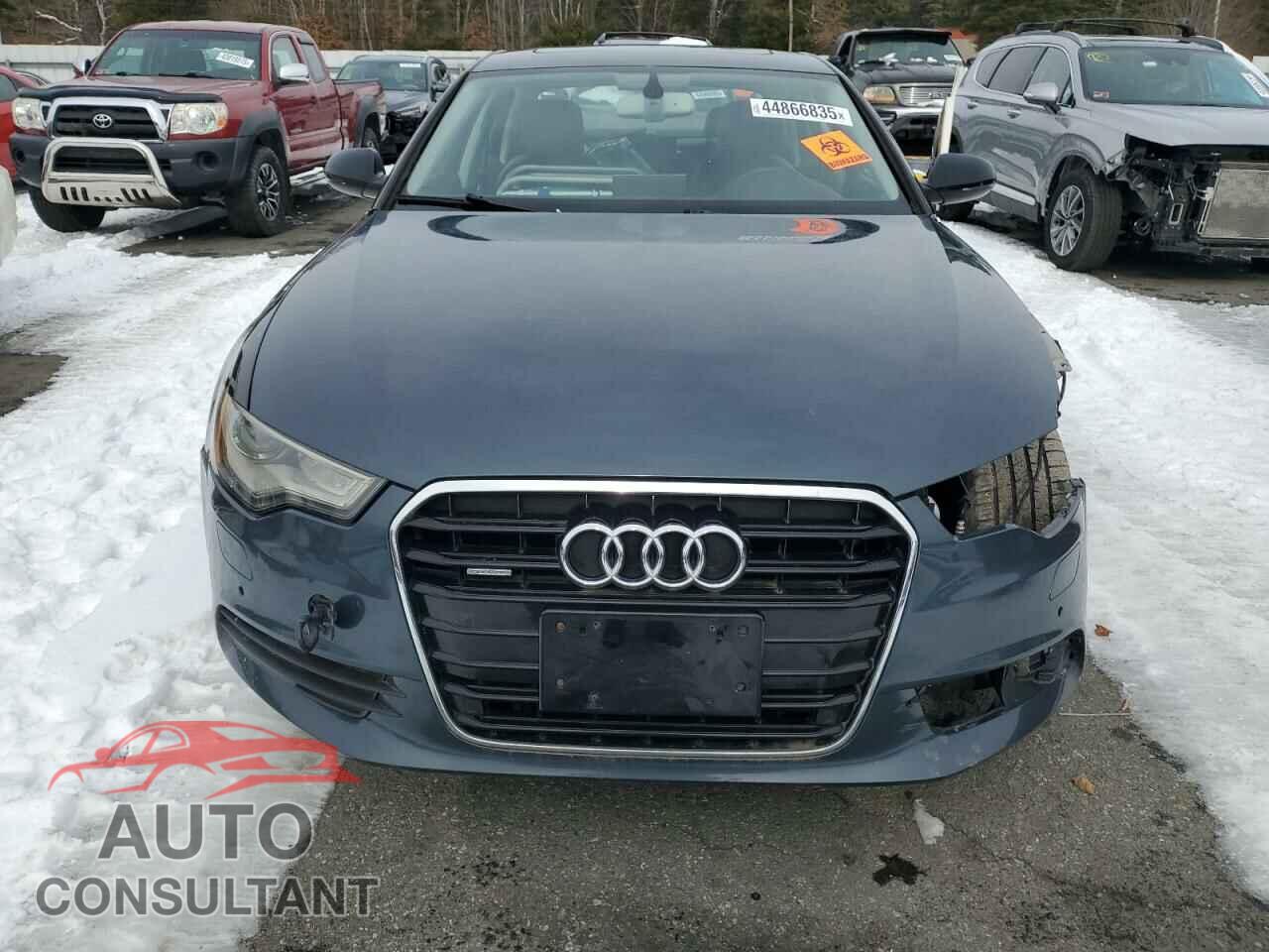 AUDI A6 2013 - WAUDFAFC9DN145437