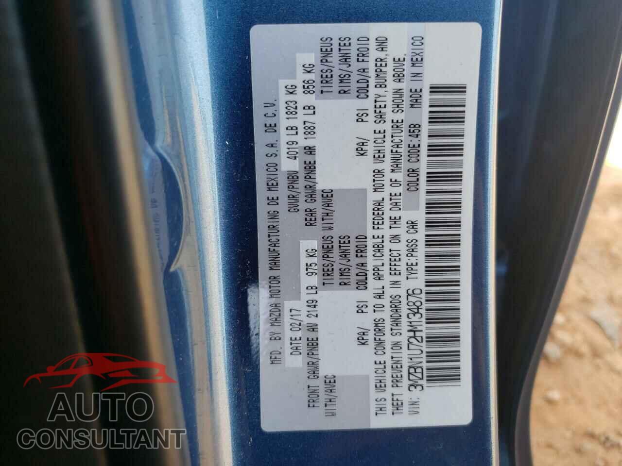 MAZDA 3 2017 - 3MZBN1U72HM134876