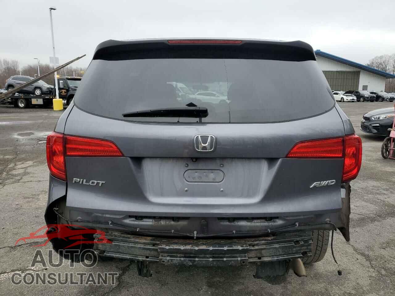 HONDA PILOT 2016 - 5FNYF6H17GB094584