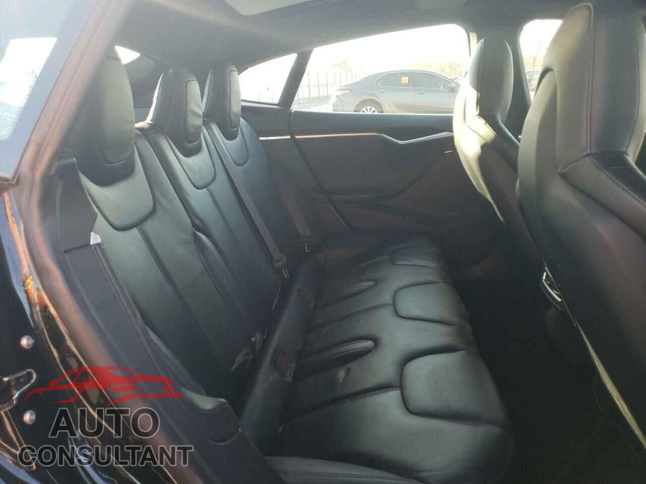 TESLA MODEL S 2015 - 5YJSA1V21FF098987