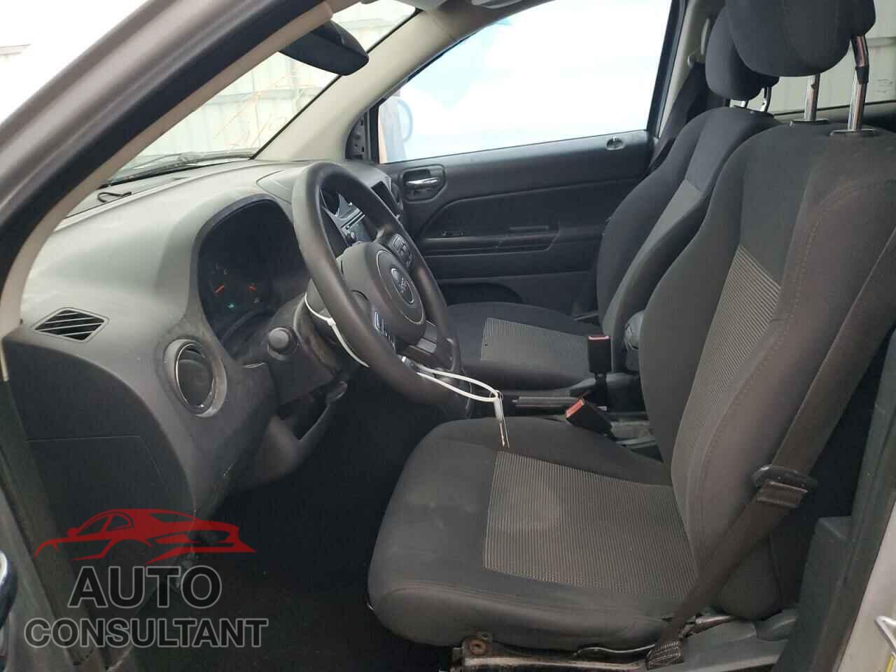JEEP COMPASS 2012 - 1C4NJCBA3CD500600