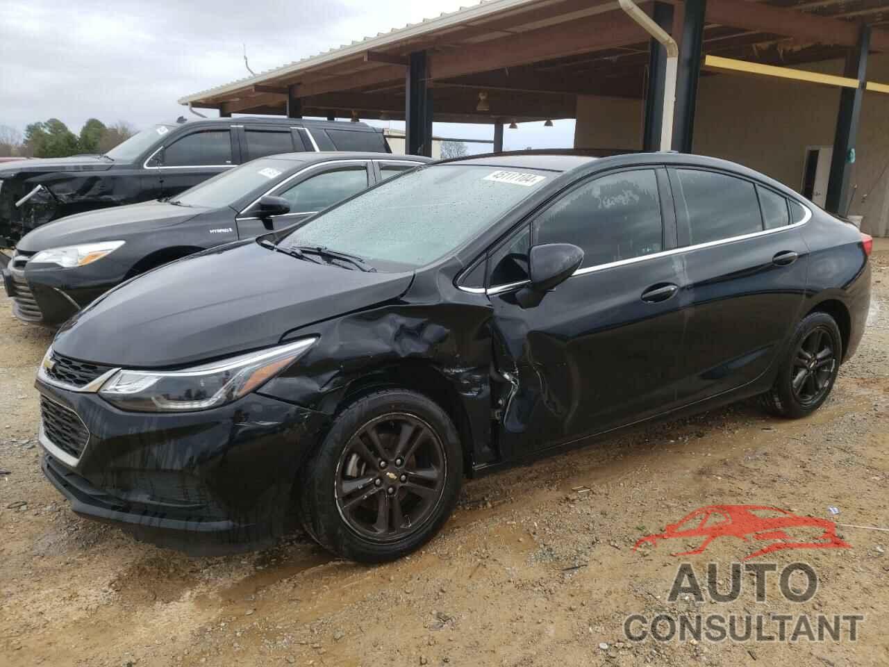 CHEVROLET CRUZE 2018 - 1G1BE5SM3J7217471