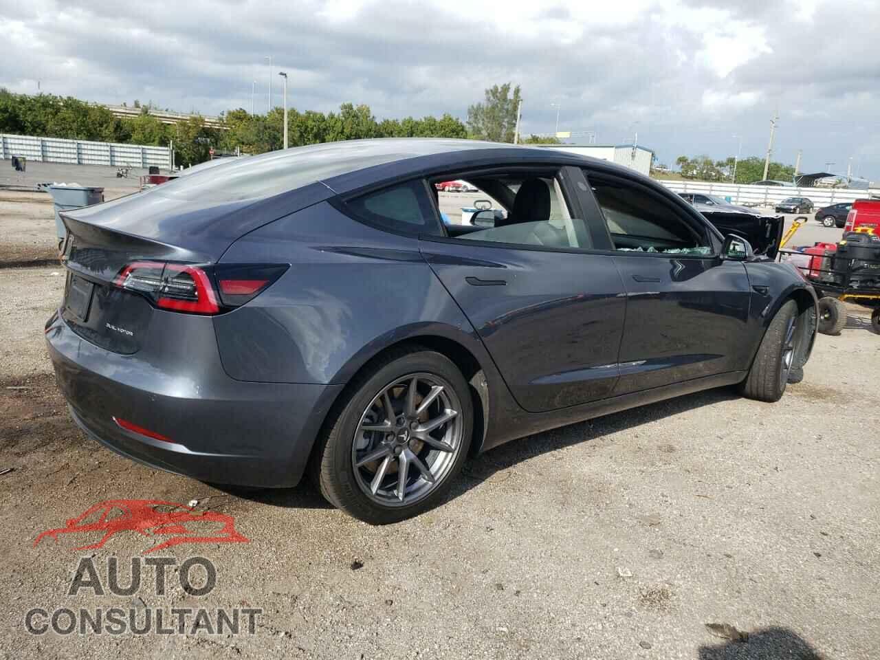 TESLA MODEL 3 2022 - 5YJ3E1EB2NF158072