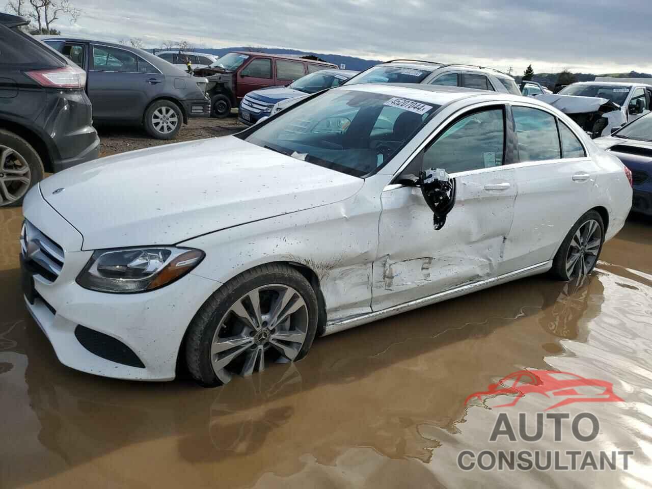 MERCEDES-BENZ C-CLASS 2018 - 55SWF4JB3JU253363