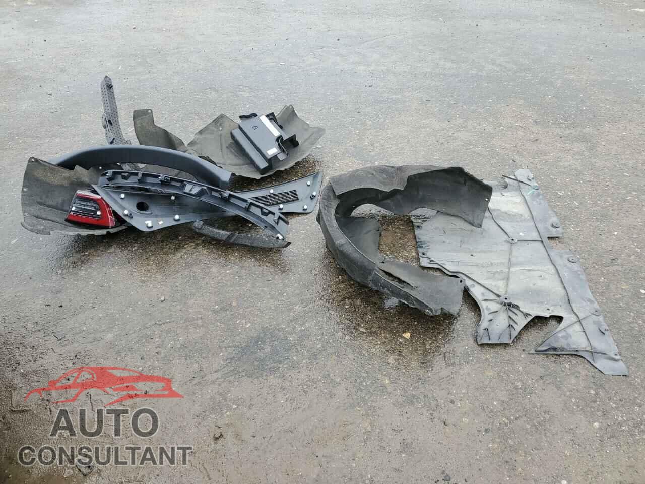 TESLA MODEL 3 2022 - 5YJ3E1EC0NF104200