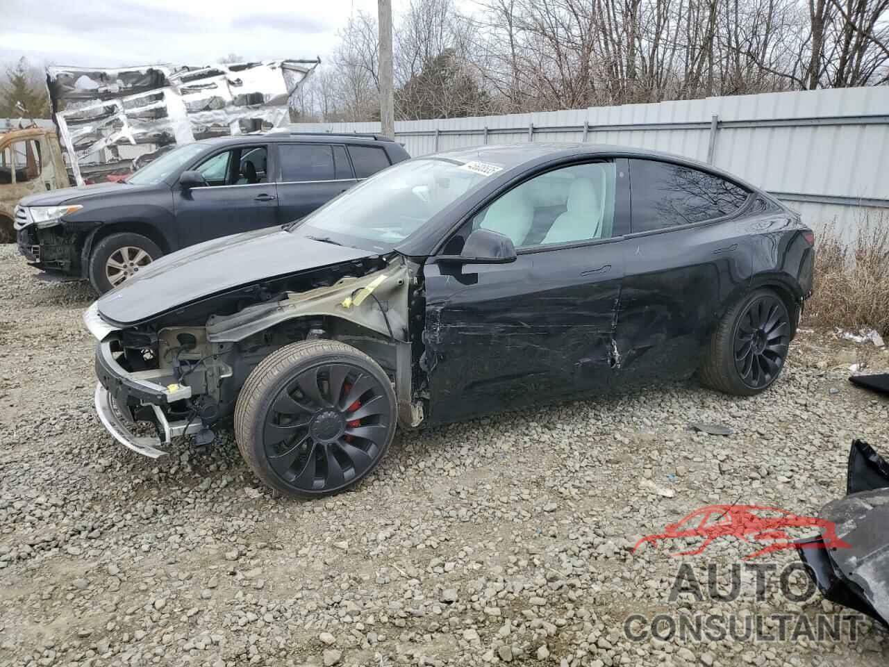 TESLA MODEL Y 2023 - 7SAYGDEF2PF762649