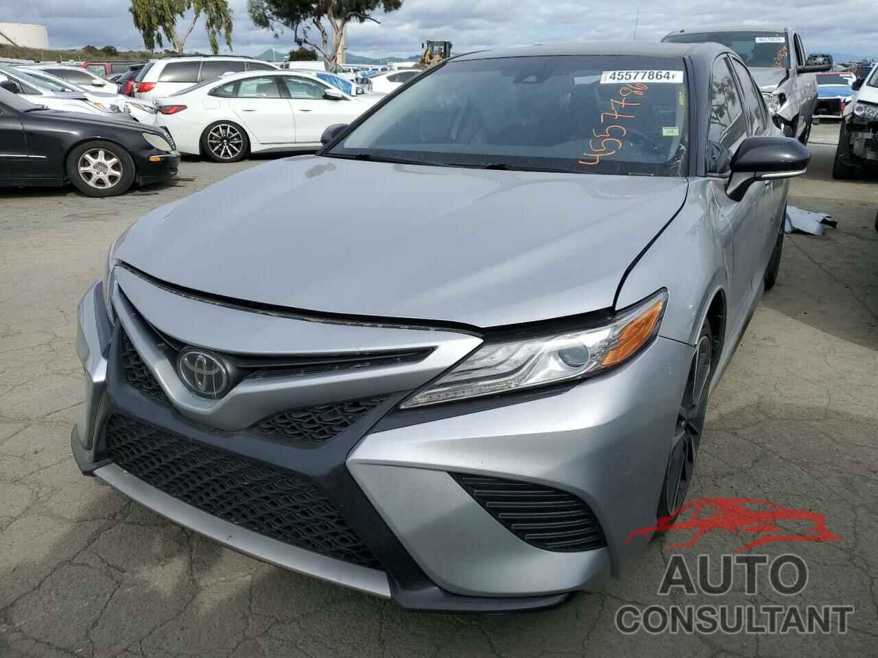 TOYOTA CAMRY 2019 - 4T1B61HK0KU265379
