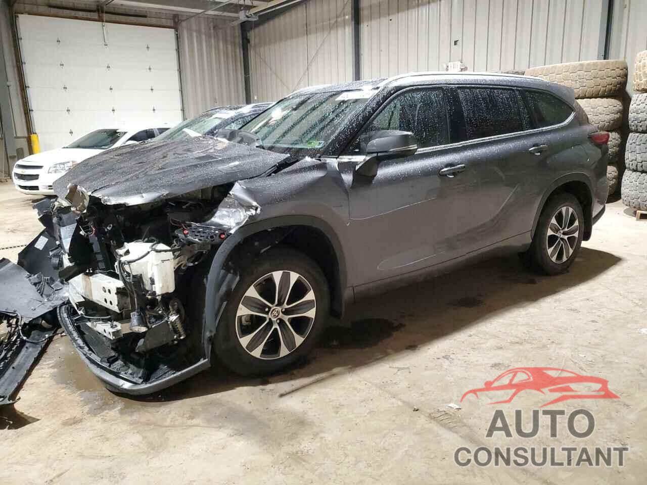 TOYOTA HIGHLANDER 2022 - 5TDGZRBH0NS210288