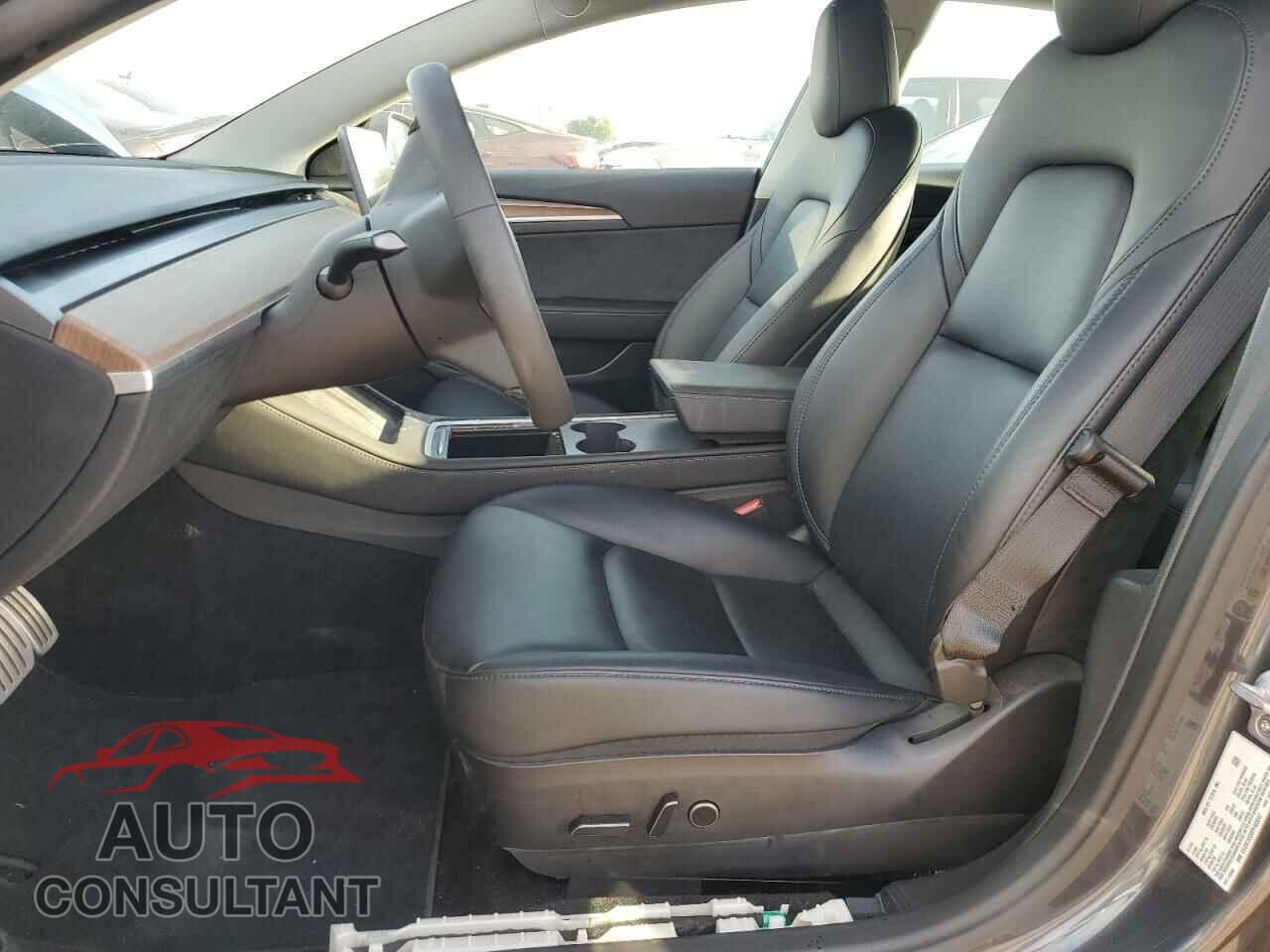 TESLA MODEL 3 2023 - 5YJ3E1EC0PF483847