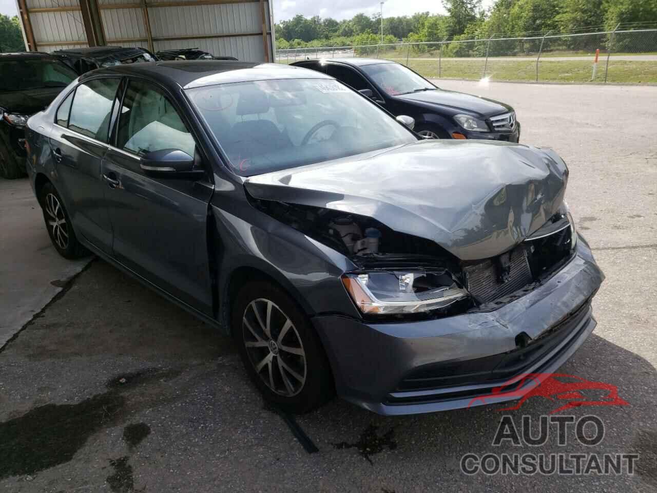 VOLKSWAGEN JETTA 2018 - 3VWDB7AJXJM260350