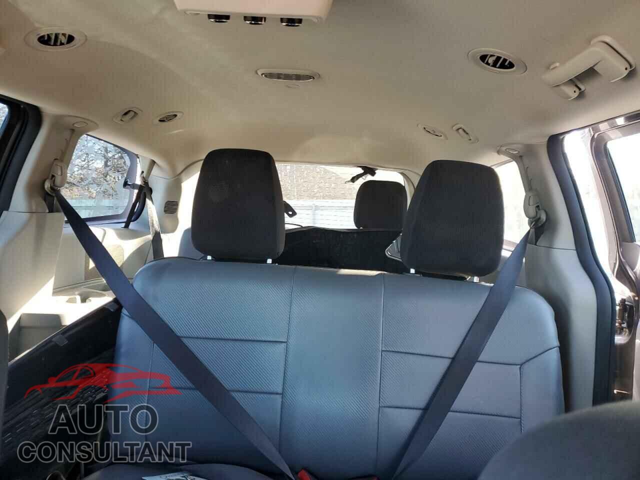 DODGE CARAVAN 2019 - 2C4RDGBG2KR782647