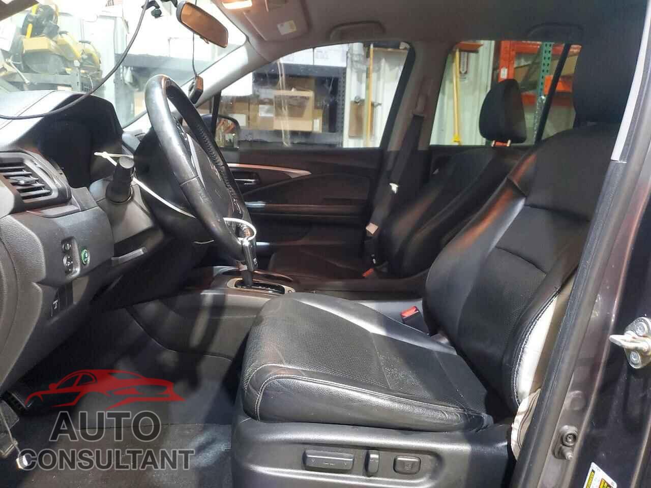 HONDA RIDGELINE 2017 - 5FPYK3F56HB033445