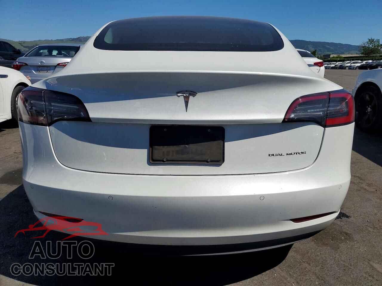 TESLA MODEL 3 2021 - 5YJ3E1EB6MF879042