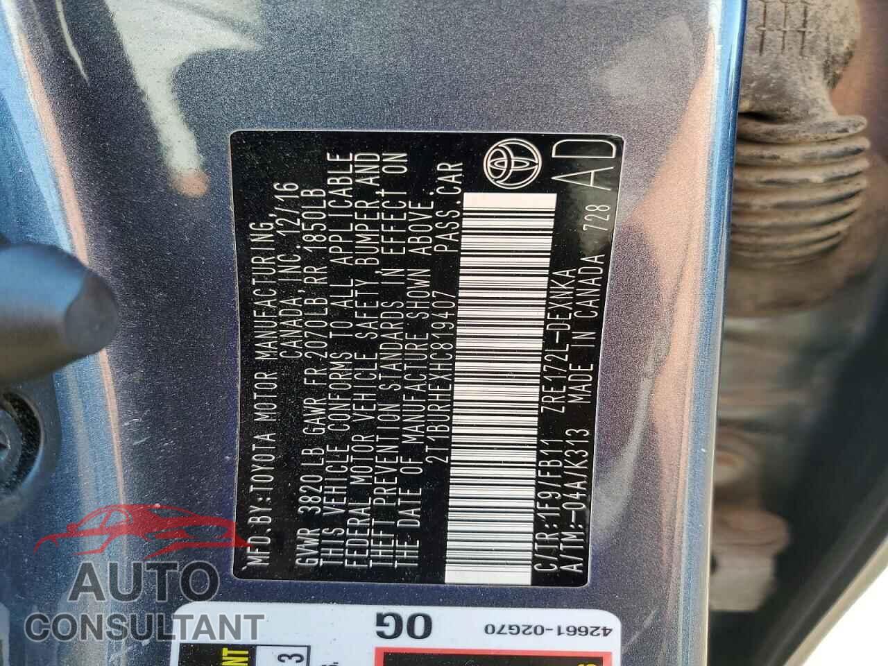 TOYOTA COROLLA 2017 - 2T1BURHEXHC819407
