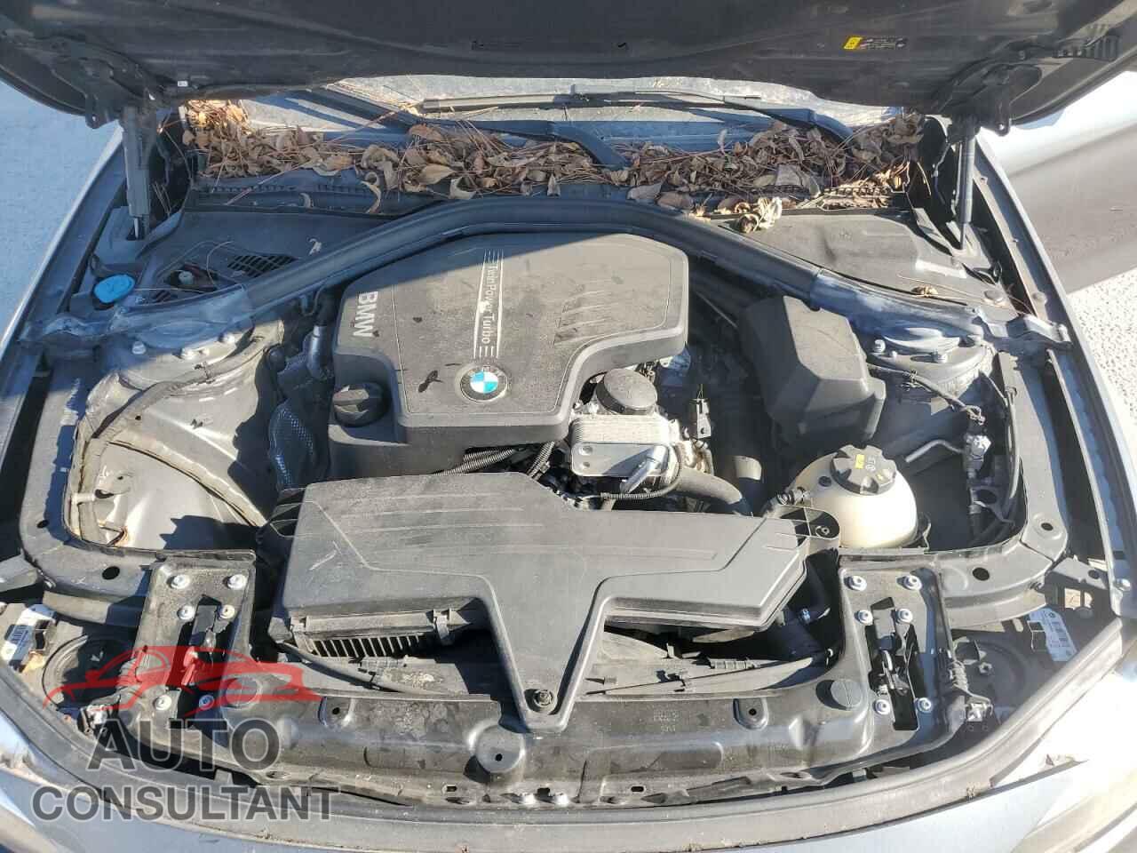 BMW 3 SERIES 2017 - WBA8A3C37HA067155