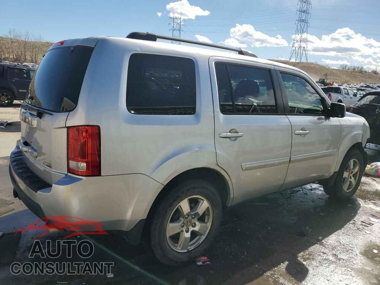 HONDA PILOT 2011 - 5FNYF4H49BB082864
