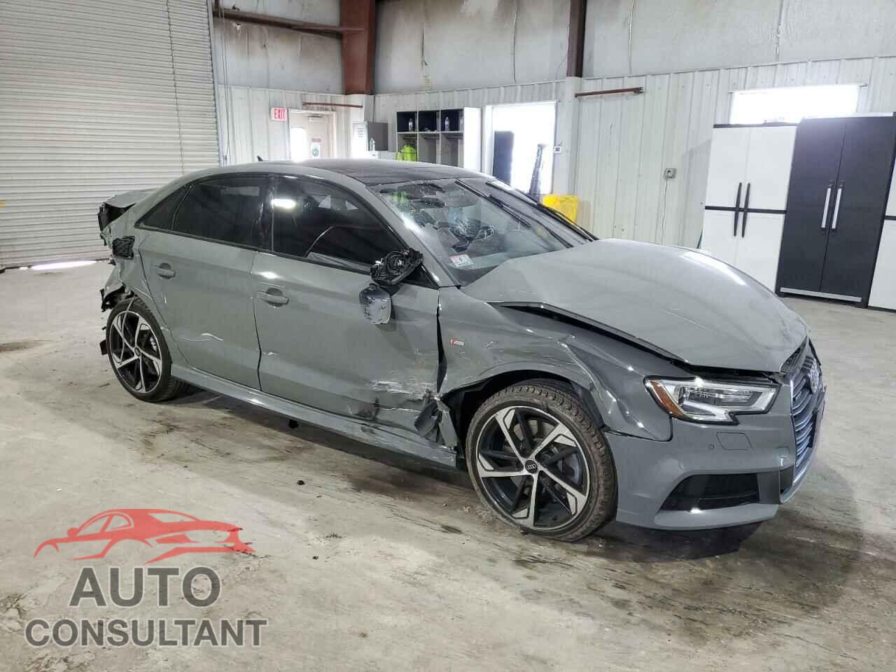 AUDI A3 2020 - WAUBEGFF8LA104469