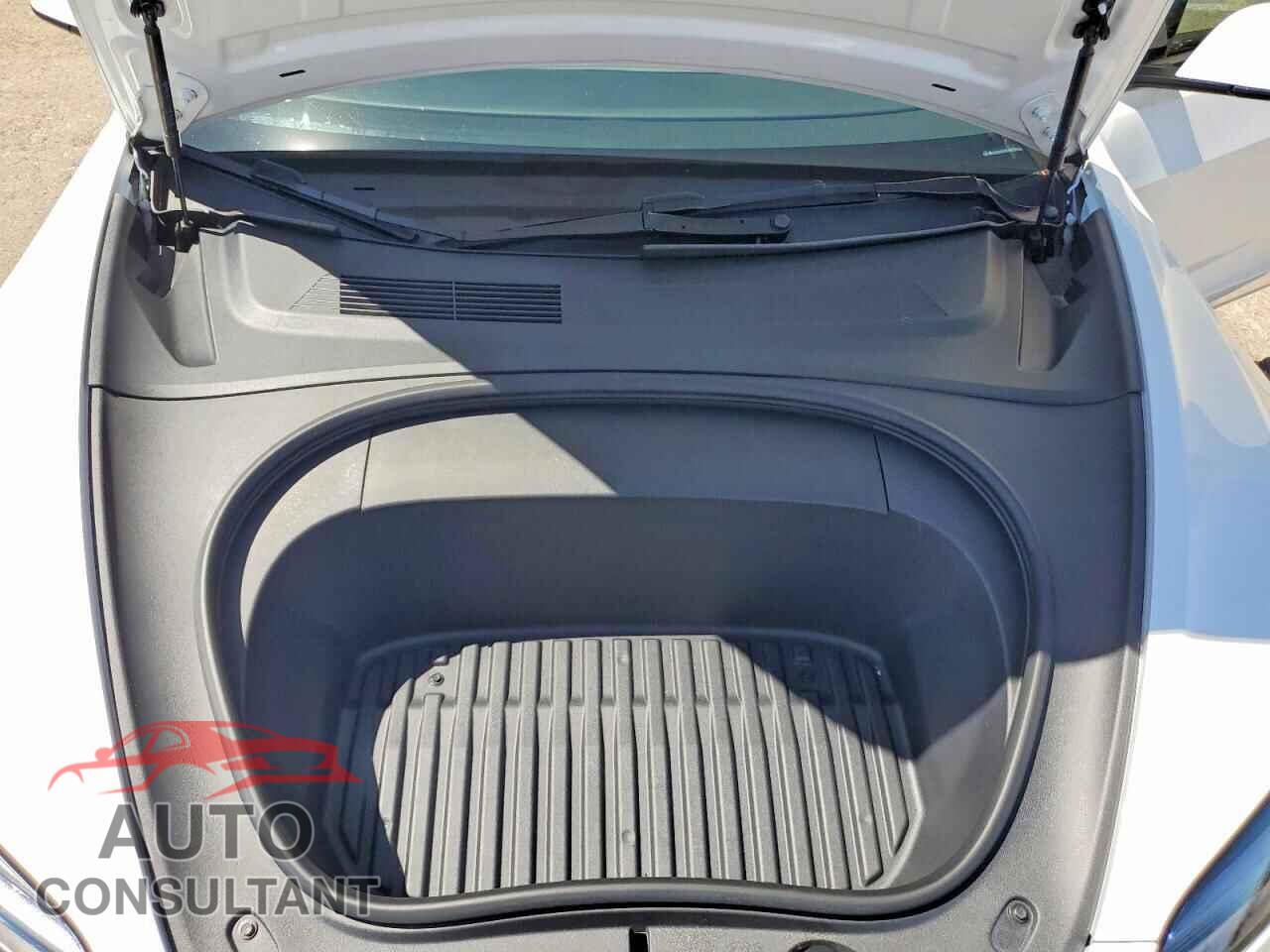 TESLA MODEL 3 2024 - 5YJ3E1EB6RF792183