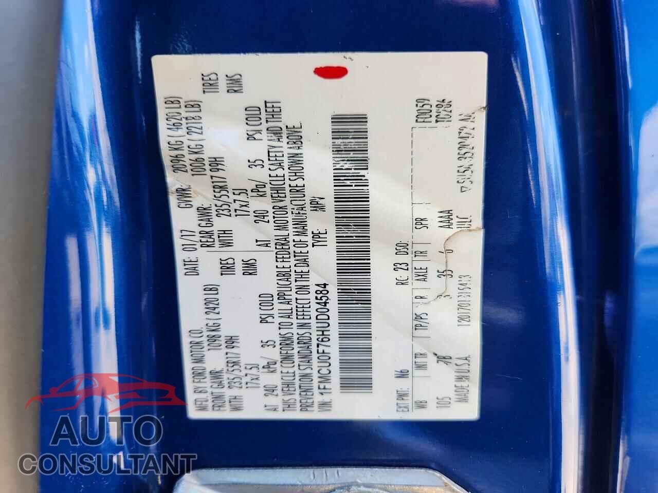 FORD ESCAPE 2017 - 1FMCU0F76HUD04584